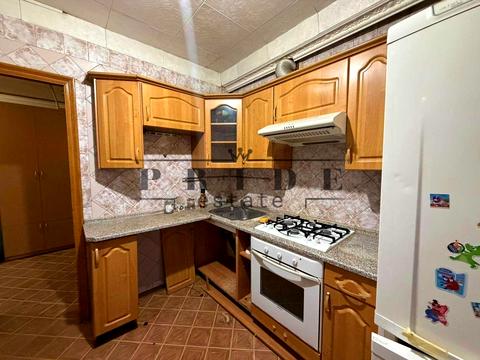 комерційна за адресою Героїв полку "Азов" вул. (Маршала Малиновського), 1