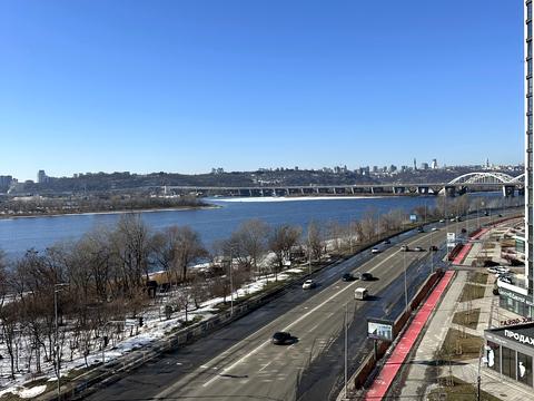 квартира за адресою Дніпровська набережна вул., 17-К