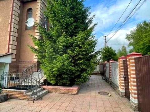 будинок за адресою Печерська вул.