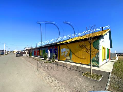 ділянка за адресою Центральна вул.