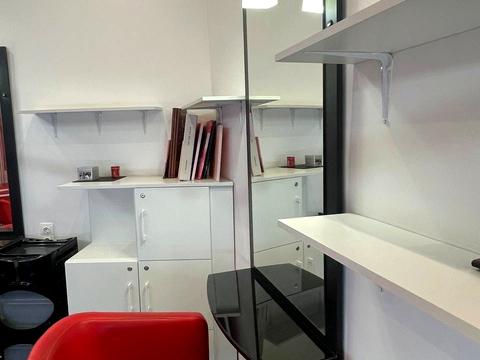 комерційна за адресою Бандери, 34