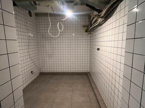 комерційна за адресою Незалежності - Мельника, 36