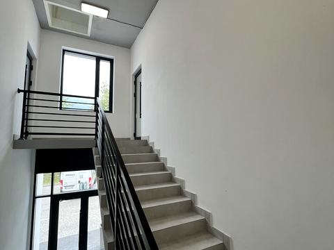 коммерческая по адресу Дорожна, 1