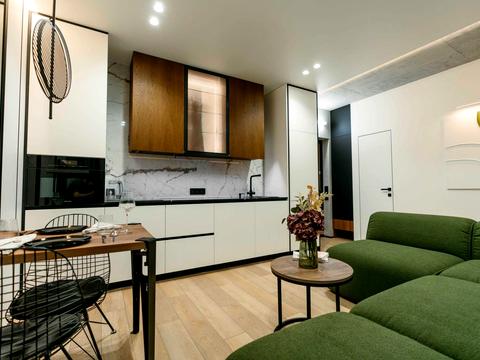 квартира за адресою Салютна вул., 2к16