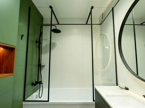 квартира за адресою Салютна вул., 2к16