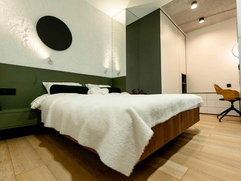 квартира за адресою Салютна вул., 2к16