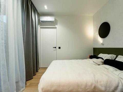 квартира за адресою Салютна вул., 2к16