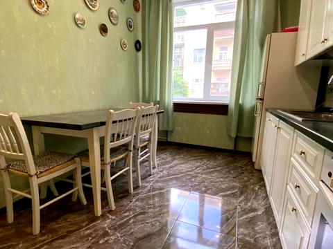 квартира за адресою Інститутська вул., 19-А