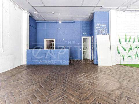 комерційна за адресою Саперне Поле вул., 12