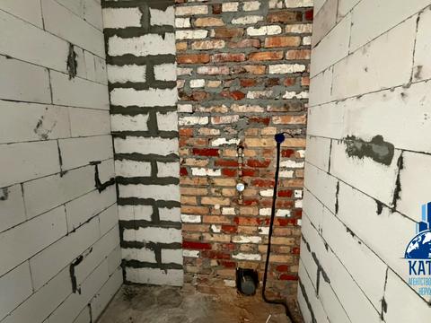 квартира за адресою Михайла Драгоманова вул. (Димитрова), 18