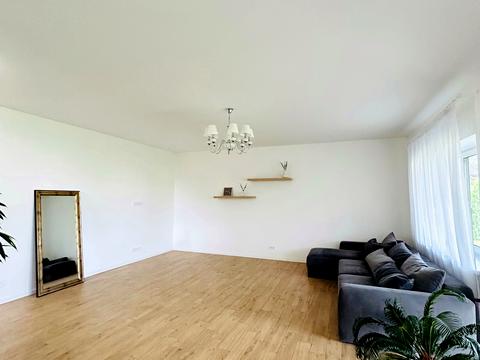 будинок за адресою с. Вишеньки, Ялтинська вул.