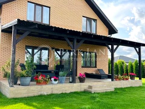 будинок за адресою с. Вишеньки, Ялтинська вул.