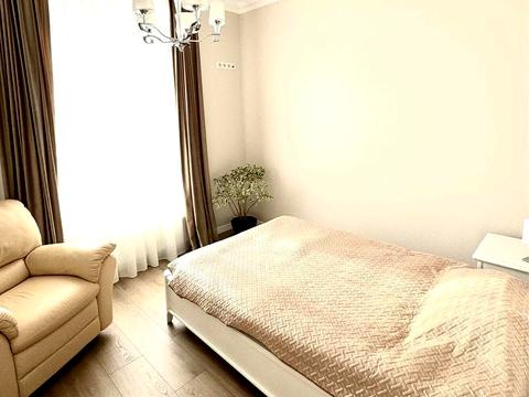 будинок за адресою Богдана Хмельницького бульв.