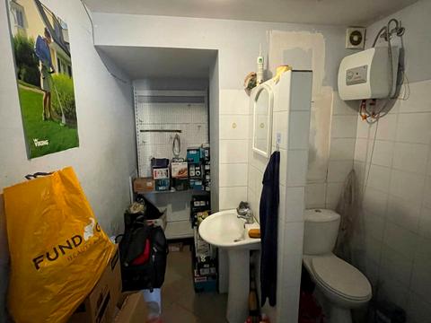 комерційна за адресою Науки просп. (Гагаріна), 86