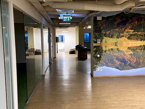 комерційна за адресою Київ, Дегтярівська вул., 27 Т