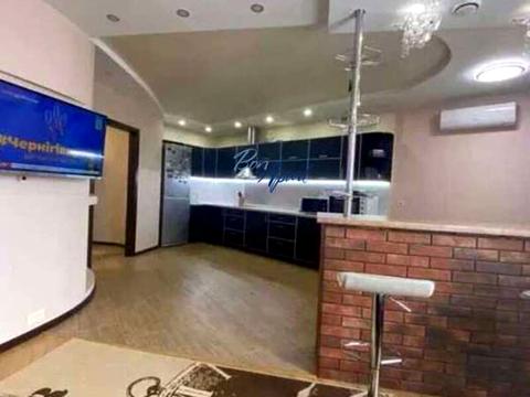 квартира за адресою Академіка Глушкова просп., 9-Є