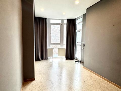 квартира за адресою Київ, Генерала Шаповала вул. (Механізаторів), 2-А