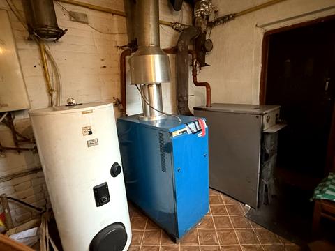 коммерческая по адресу 1 провулок Коцюбинського, 41-а