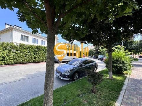 квартира за адресою с. Софіївська Борщагівка, Райдужна вул., 147