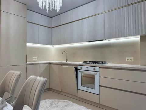 квартира по адресу Юліана Пелеша ул., 3