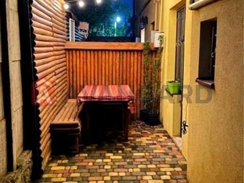 дом по адресу брюховицька, 12