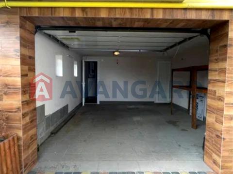 дом по адресу брюховицька, 12