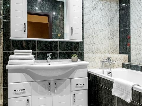 квартира за адресою Дніпровська набережна вул., 1-А