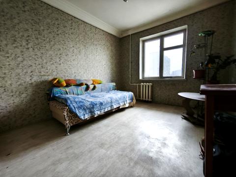 квартира за адресою Дніпровська набережна вул., 9-А