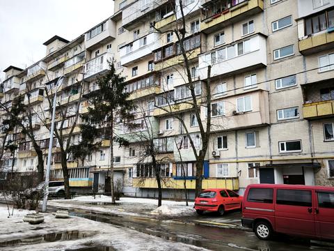 квартира за адресою Дніпровська набережна вул., 9-А