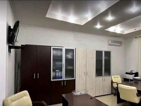 комерційна за адресою Шовковична вул., 18-Б