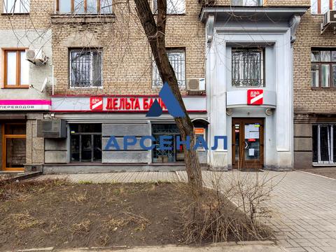 комерційна за адресою Незалежної України вул. (40 років Радянської України), 68-А