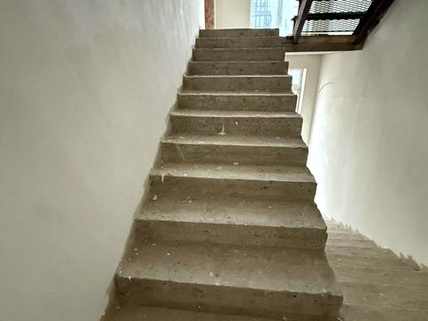 коммерческая по адресу Химиков ул., 37