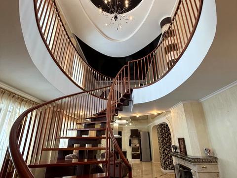 будинок за адресою Київська вул. (Більшовицька)