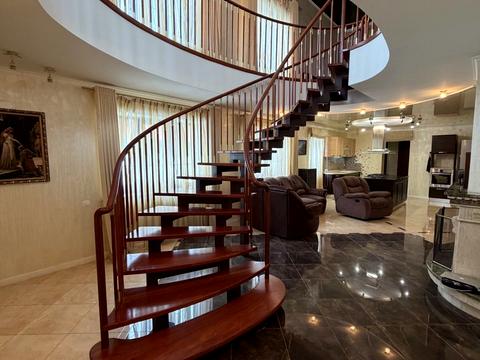 будинок за адресою Київська вул. (Більшовицька)