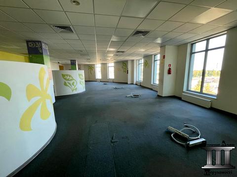 комерційна за адресою Київ, Дегтярівська вул., 27-Т