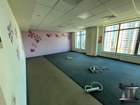 комерційна за адресою Київ, Дегтярівська вул., 27-Т