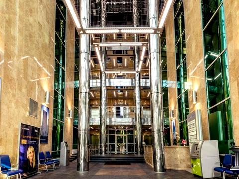 комерційна за адресою Київ, Дегтярівська вул., 27-Т