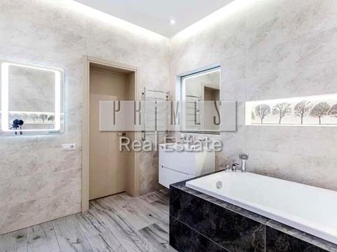 будинок за адресою Абрикосова вул., 8