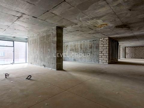 комерційна за адресою Предславинська вул., 20Б