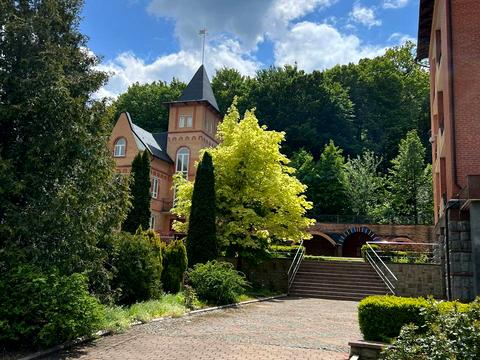 коммерческая по адресу Курортна ул., 19