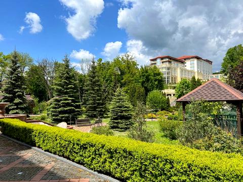 коммерческая по адресу Курортна ул., 19