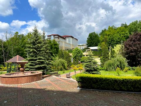 коммерческая по адресу Курортна ул., 19