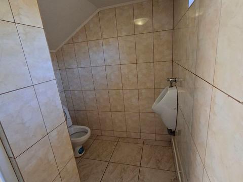 комерційна за адресою Кошута, 76