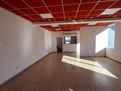 комерційна за адресою Кошута, 76