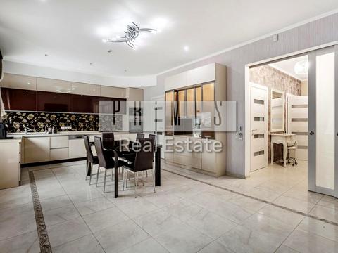 будинок за адресою Каштановий провулок