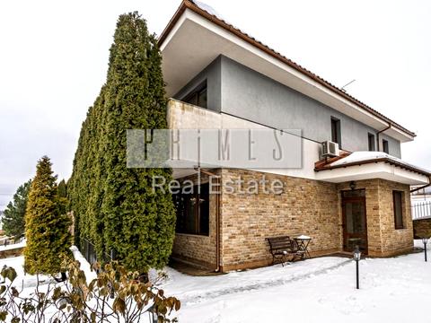 будинок за адресою Каштановий провулок