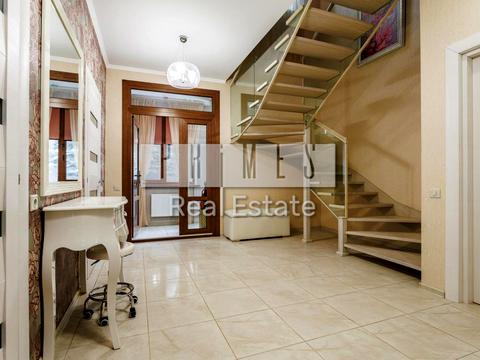 будинок за адресою Каштановий провулок