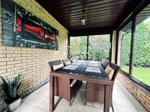 дом по адресу Весенняя ул.