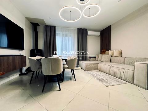 дом по адресу Весенняя ул.