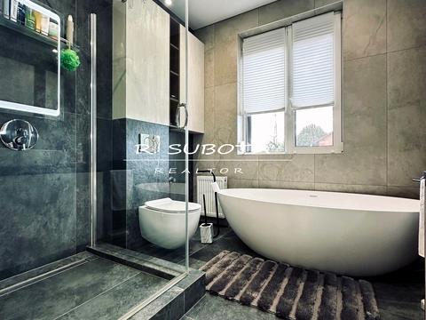 дом по адресу Весенняя ул.